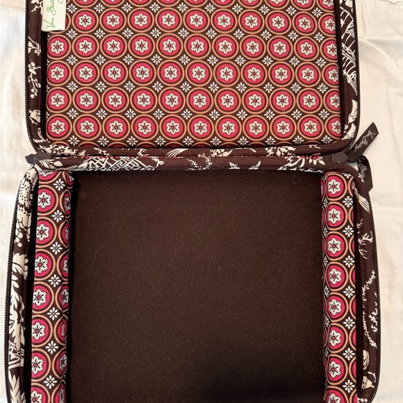 Vera Bradley Mini Laptop Case in Imperial Toile - Picture 4 of 8